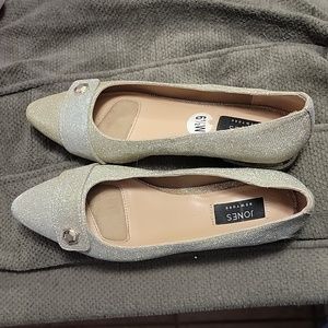 Jones New York Flats